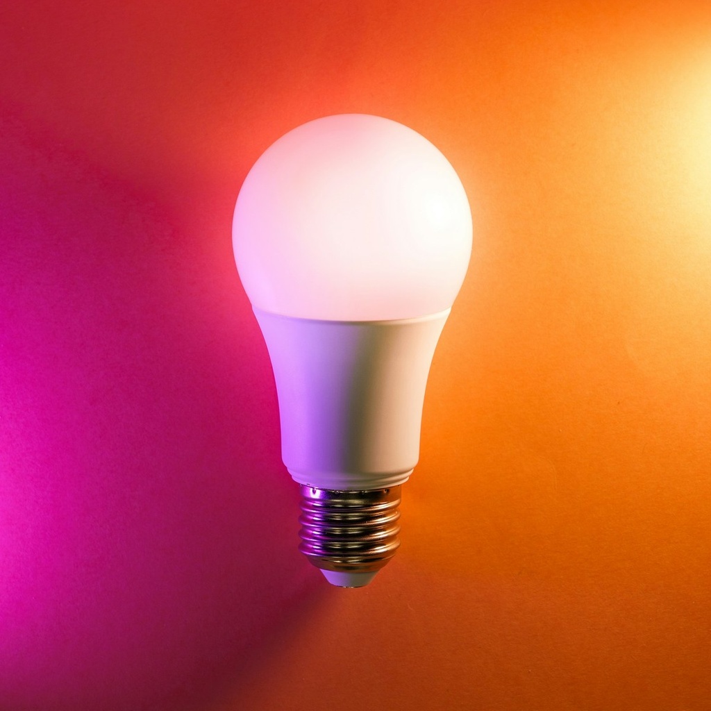 [LMR-BLB-2PK] Lumora Color Smart Bulb (2-pack)